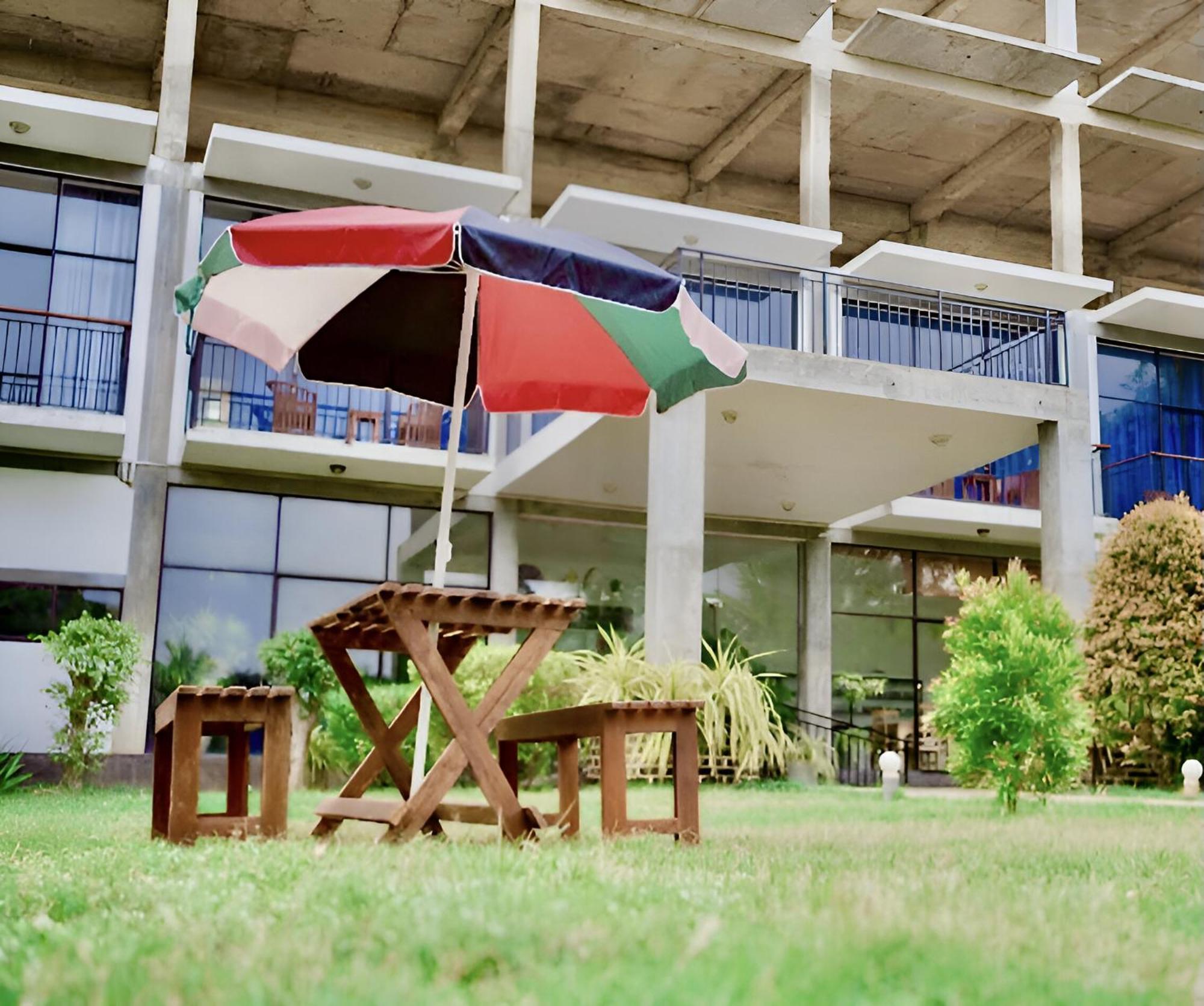 Aqua Marine Beach Hotel Kalkudah  Kültér fotó
